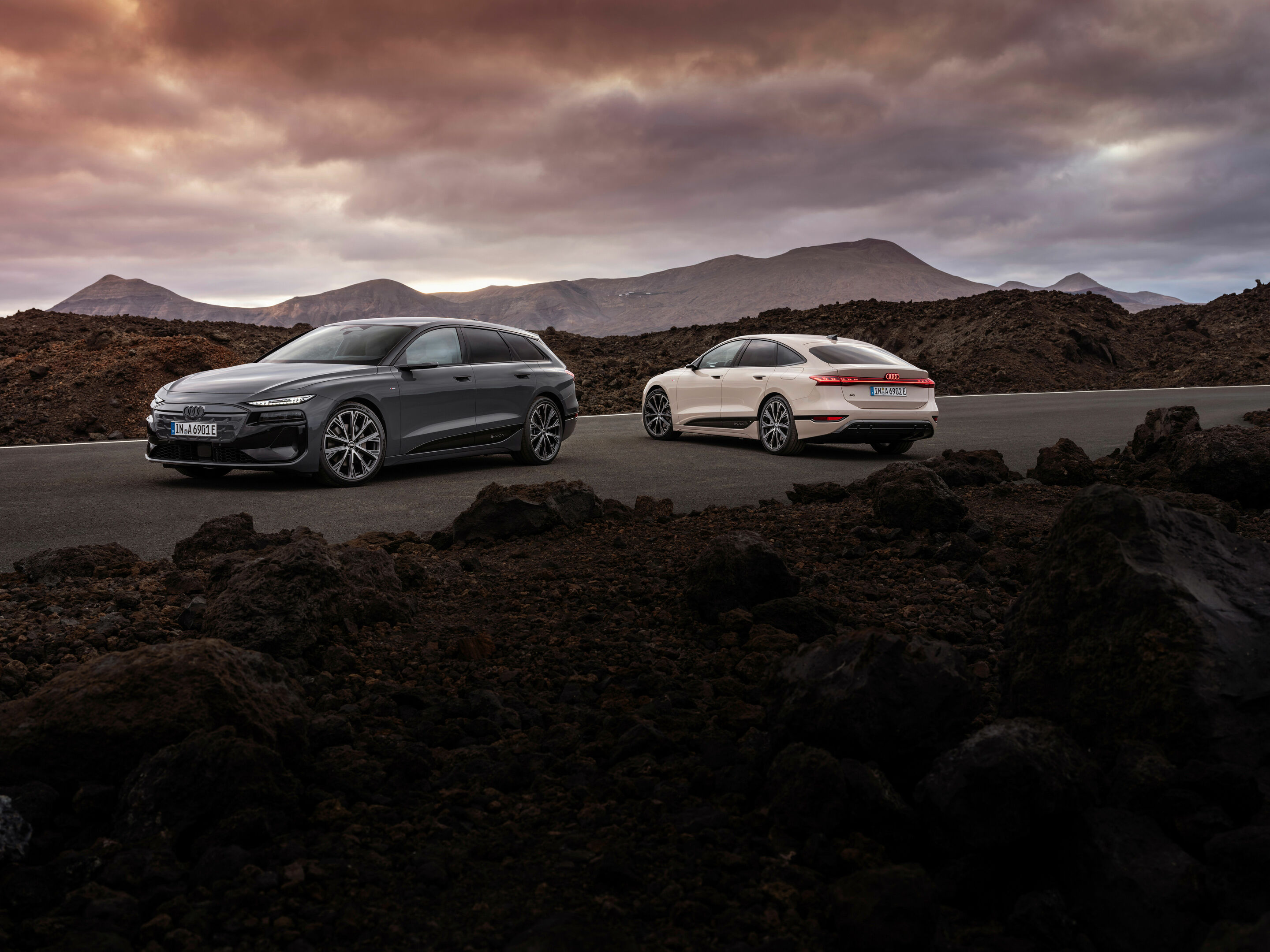 Audi A6 Avant e-tron / Audi A6 Sportback e-tron - Static photo,
Colours: Magnet grey, Siam beige metallic